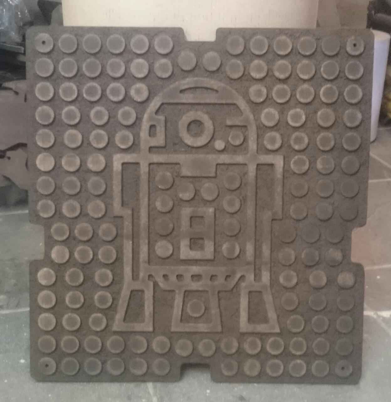 Display Star Wars R2D2 (137 tampinhas) - Imagem 2