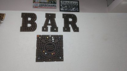 Letras BAR (242 tampinhas) - Imagem 2